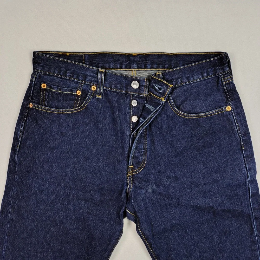 Levis 501 Original Fit Jeans Dark Wash Indigo Button Fly Made in Canada 33x32